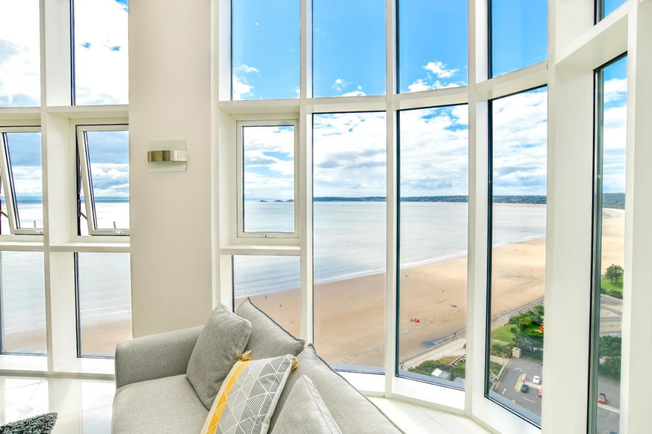 Just Stay Wales - Meridian Quay Penthouses สวอนซี ภายนอก รูปภาพ